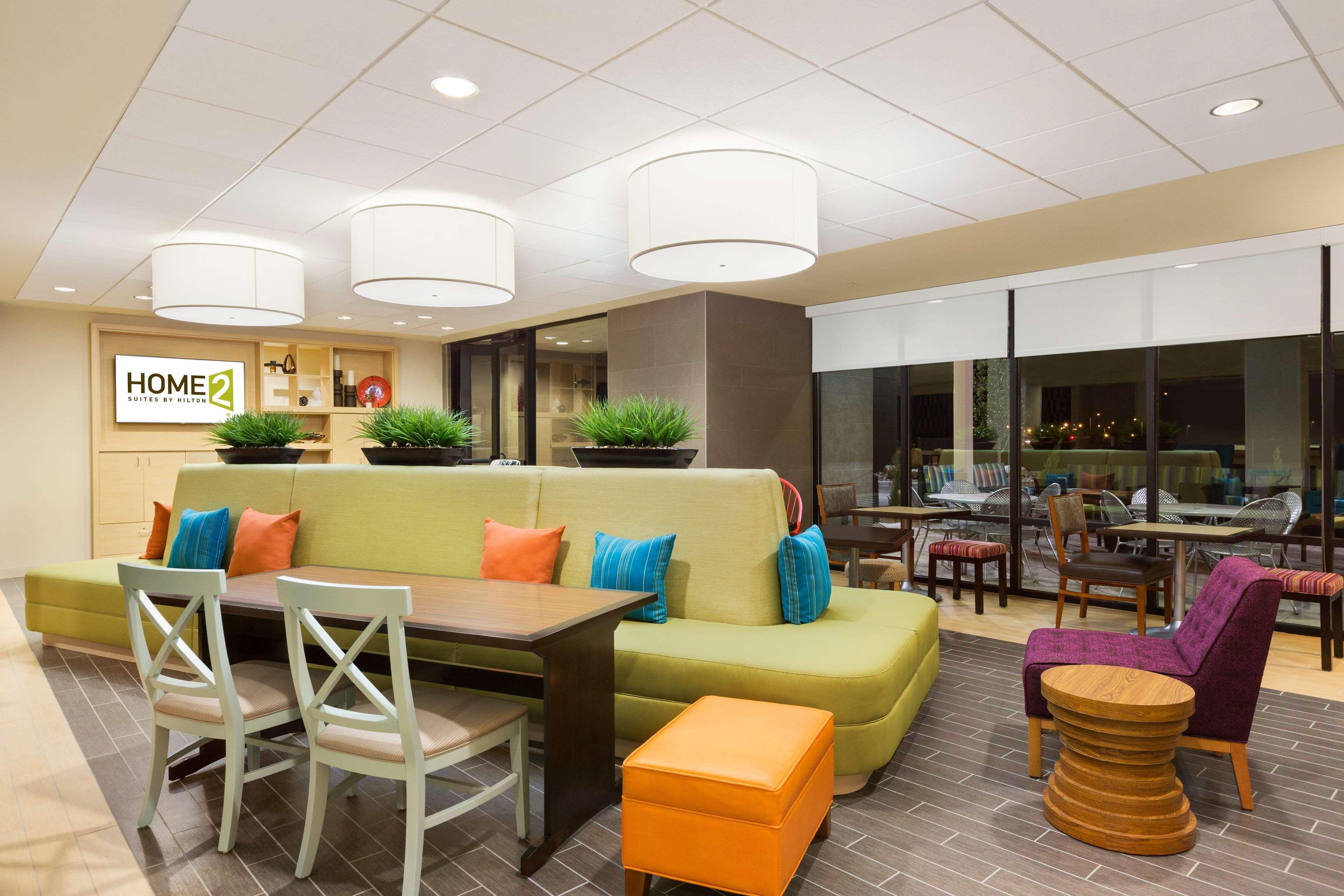 Home2 Suites By Hilton Farmington/Bloomfield Exterior photo
