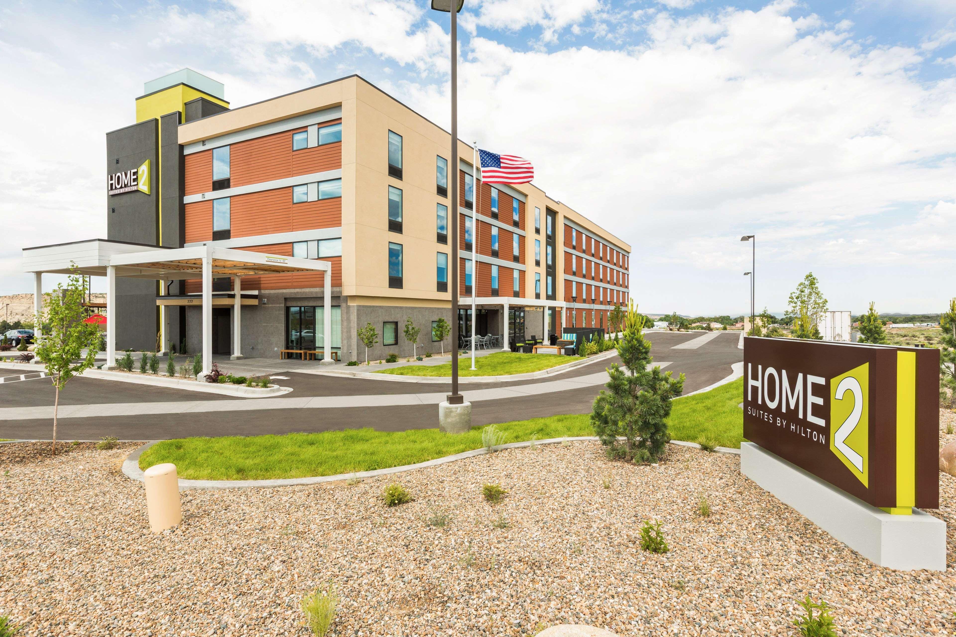 Home2 Suites By Hilton Farmington/Bloomfield Exterior photo