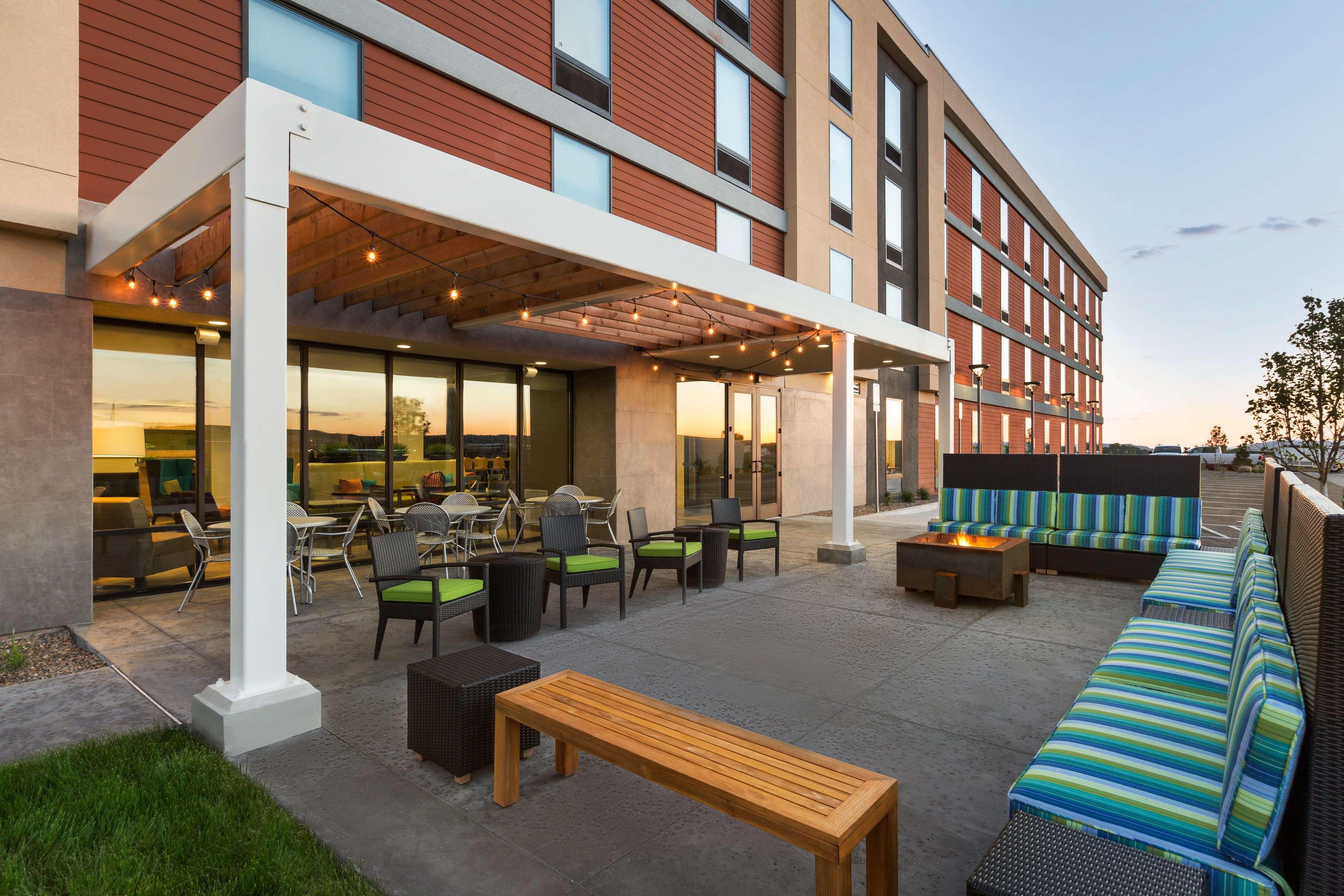 Home2 Suites By Hilton Farmington/Bloomfield Exterior photo