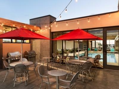 Home2 Suites By Hilton Farmington/Bloomfield Exterior photo
